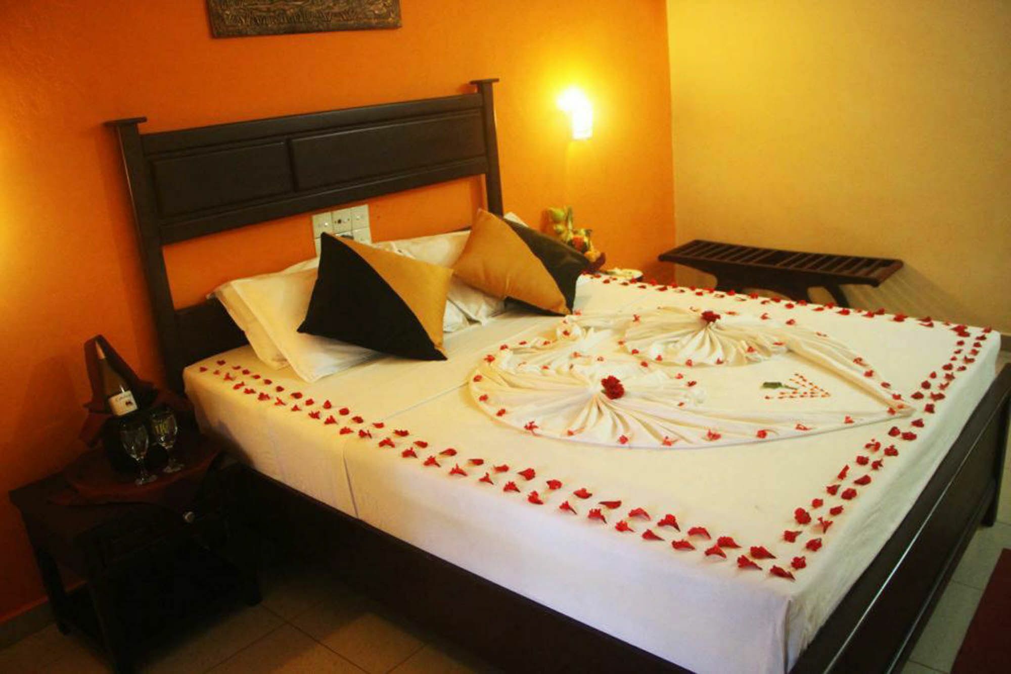 Hotel Eden Garden Сигирия Экстерьер фото